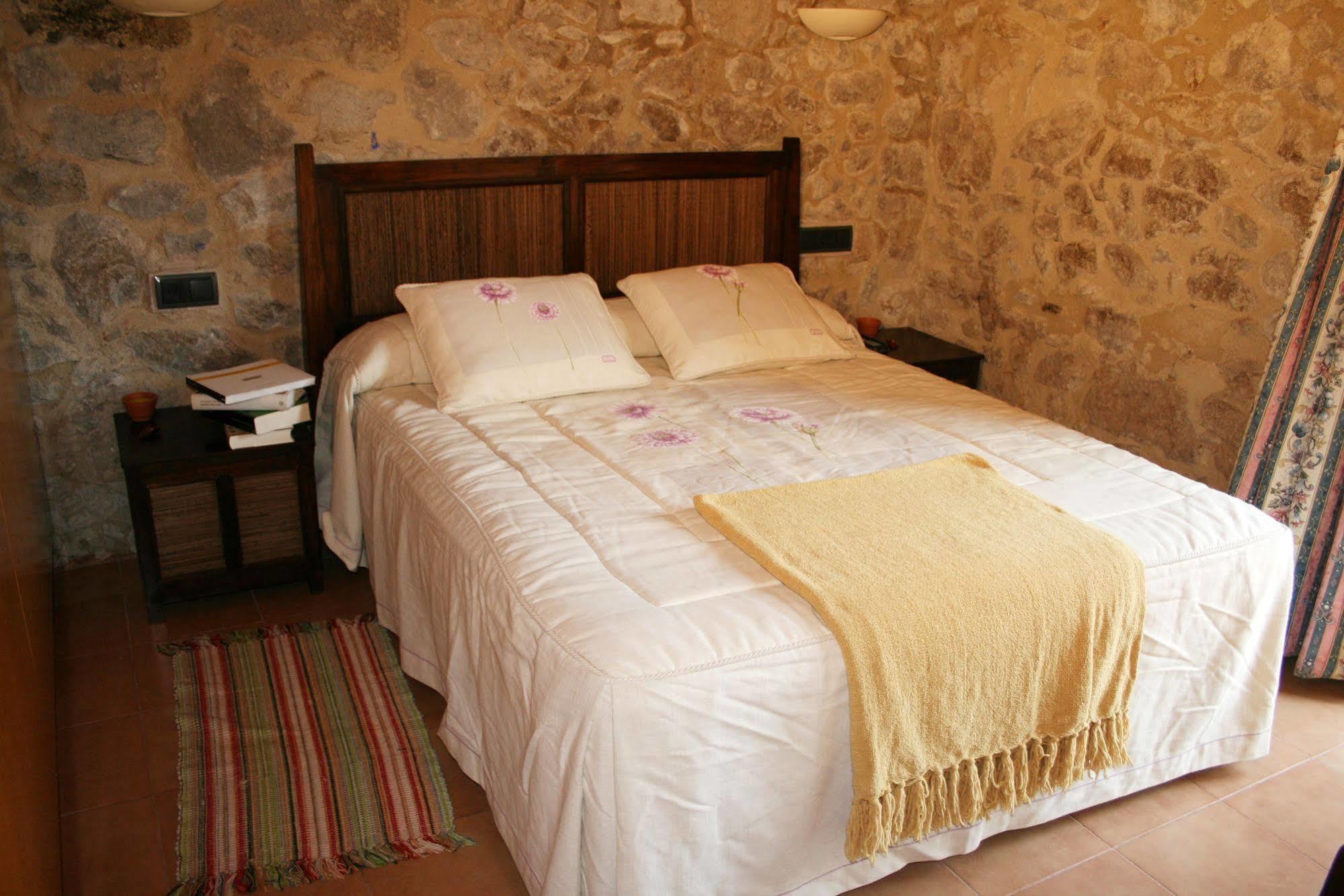 Mas Del Joncar Guest House Сант Пере Пескадор Екстериор снимка