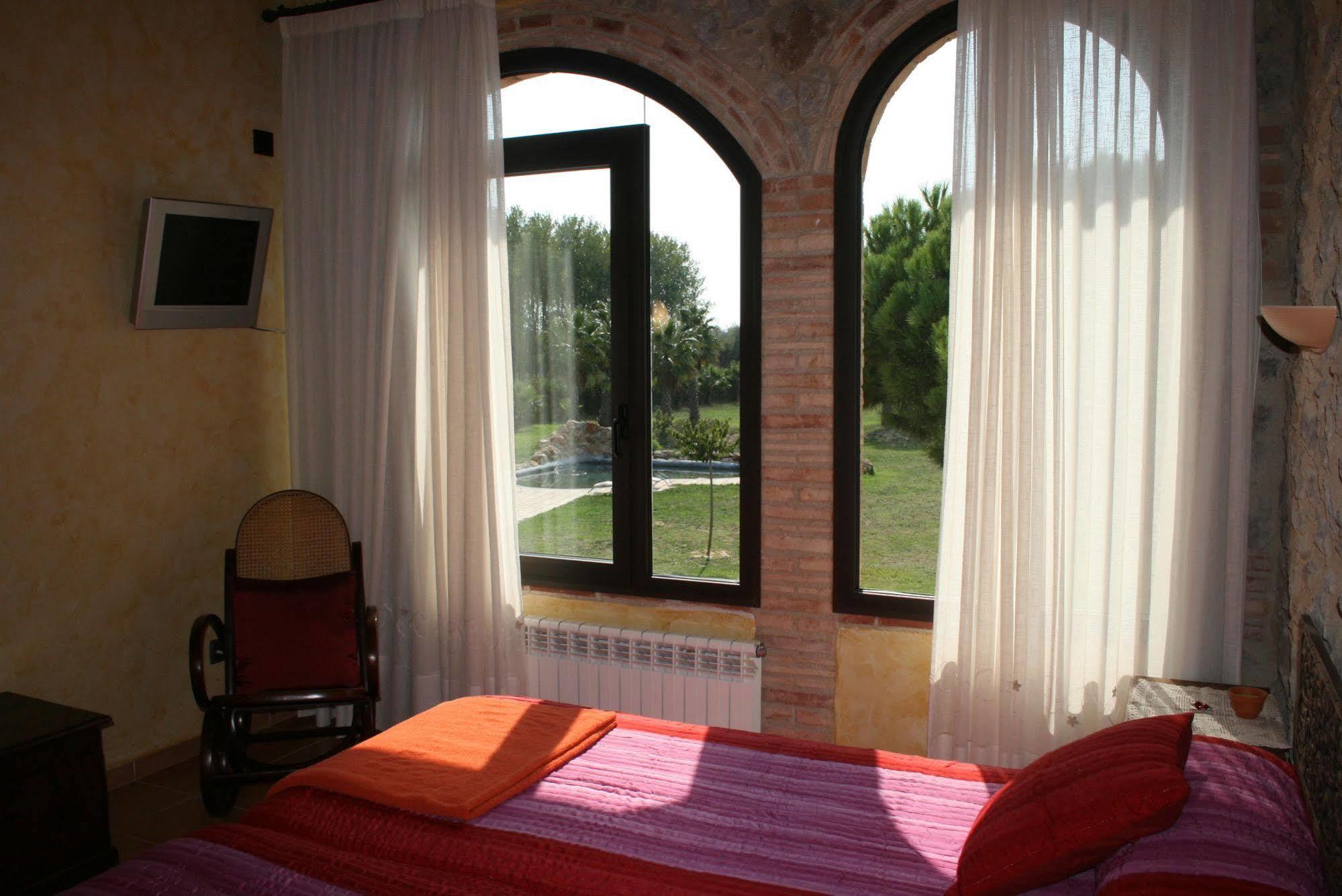 Mas Del Joncar Guest House Сант Пере Пескадор Екстериор снимка