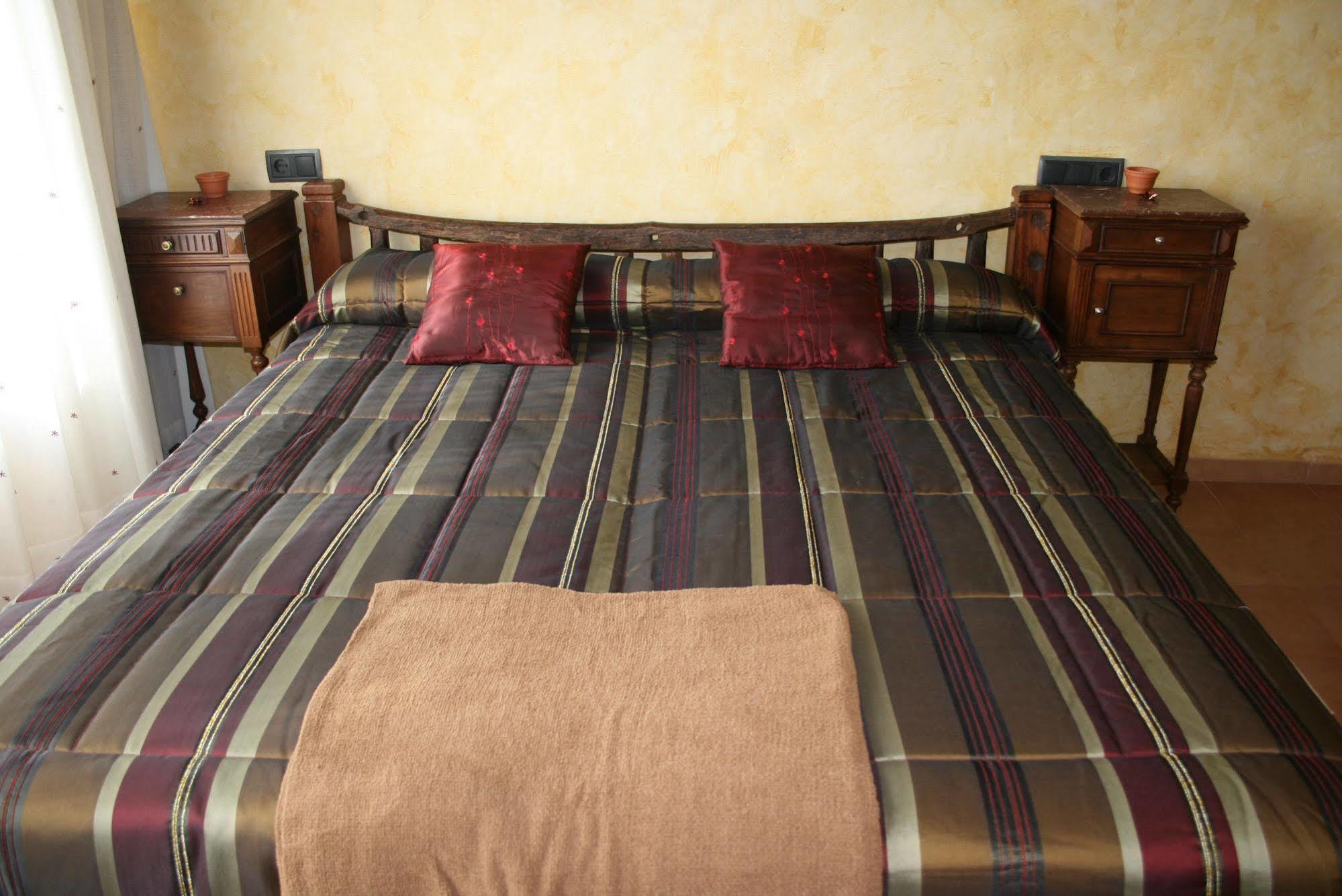 Mas Del Joncar Guest House Сант Пере Пескадор Екстериор снимка